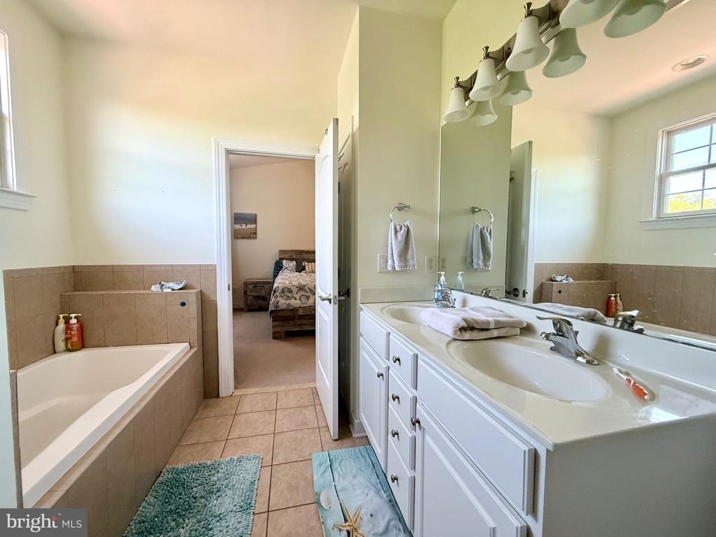 38404 Grand Avenue - Photo 9