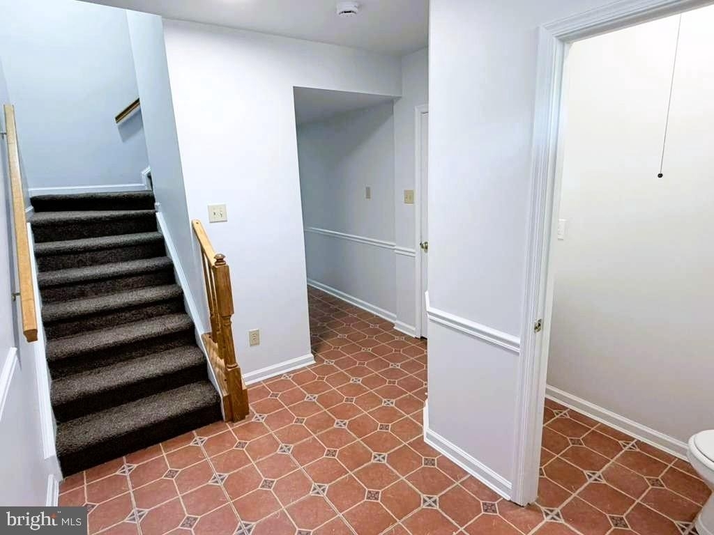 68 Alexis Drive - Photo 1