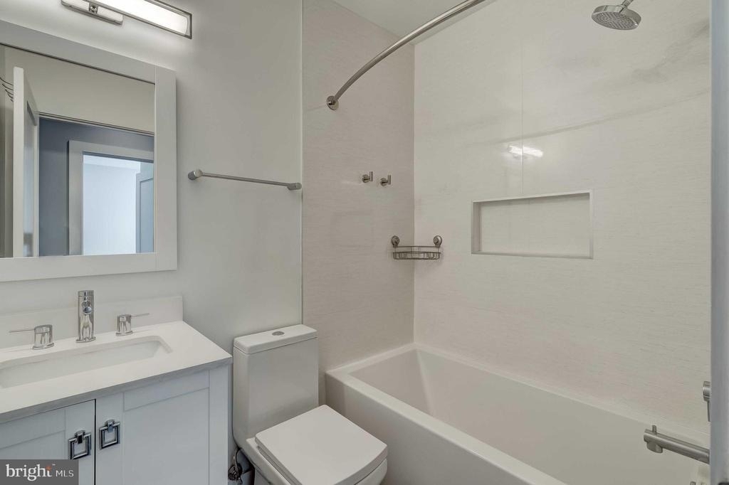 1605 F Street Ne - Photo 17