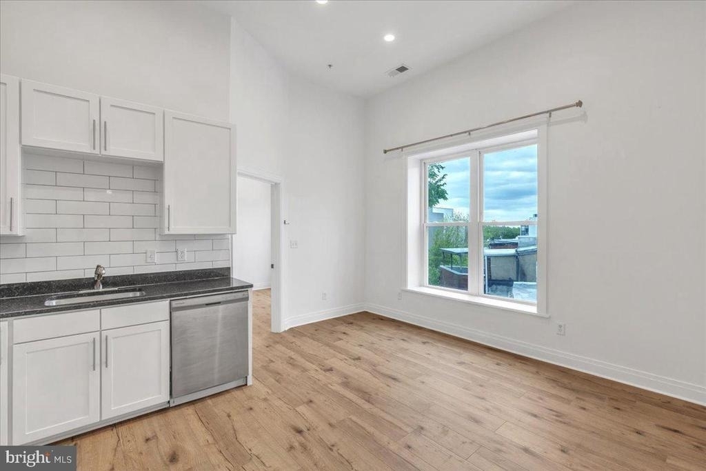 5551 Illinois Avenue Nw - Photo 13