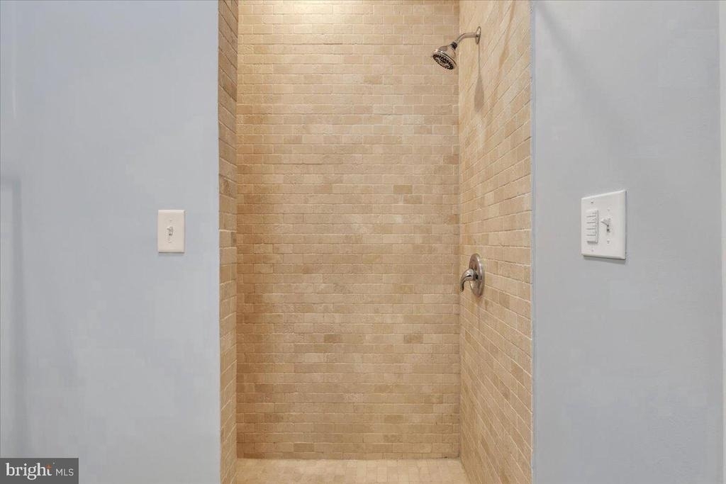 5551 Illinois Avenue Nw - Photo 5
