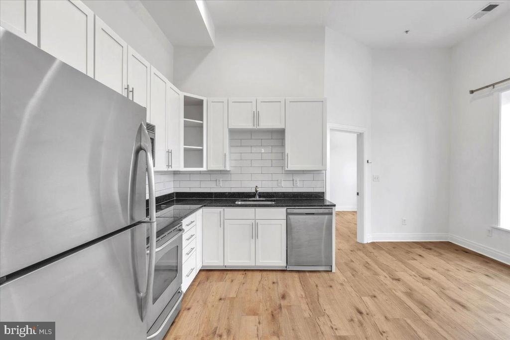 5551 Illinois Avenue Nw - Photo 14