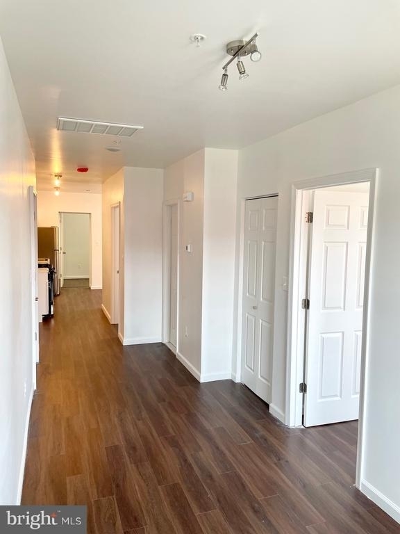 1838 C Street Se - Photo 5