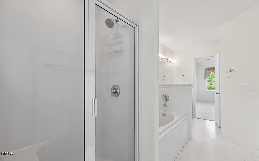 304 Nottinghill Walk - Photo 15