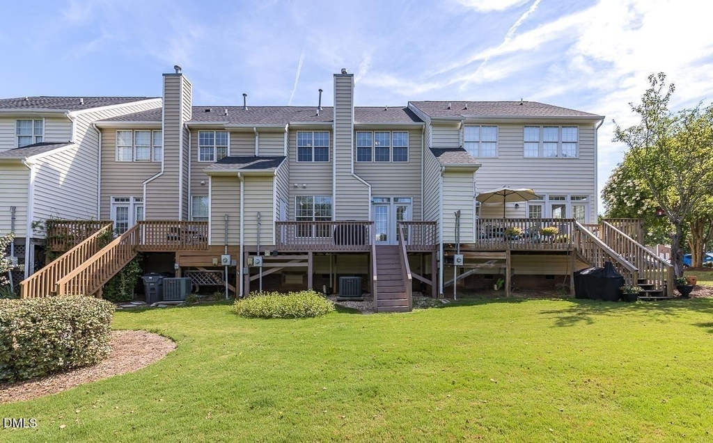 304 Nottinghill Walk - Photo 22