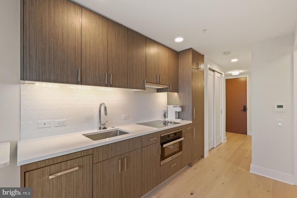 1211 Van Street Se - Photo 0
