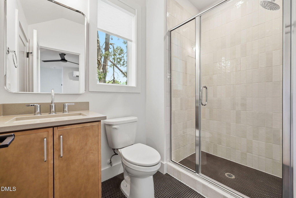 403 Chatham View Road - Photo 29
