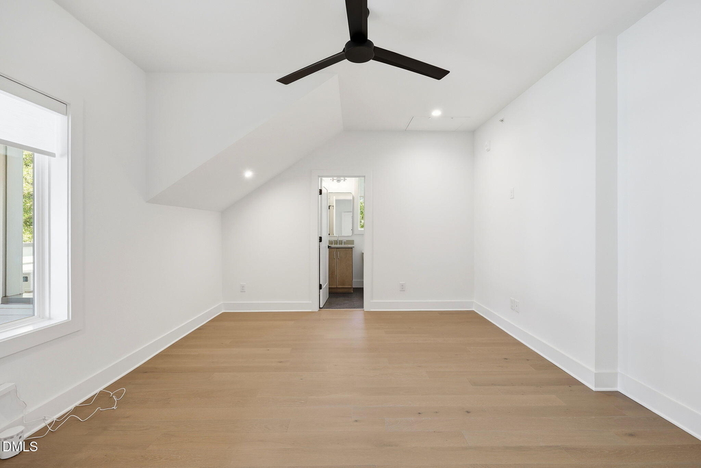 403 Chatham View Road - Photo 28
