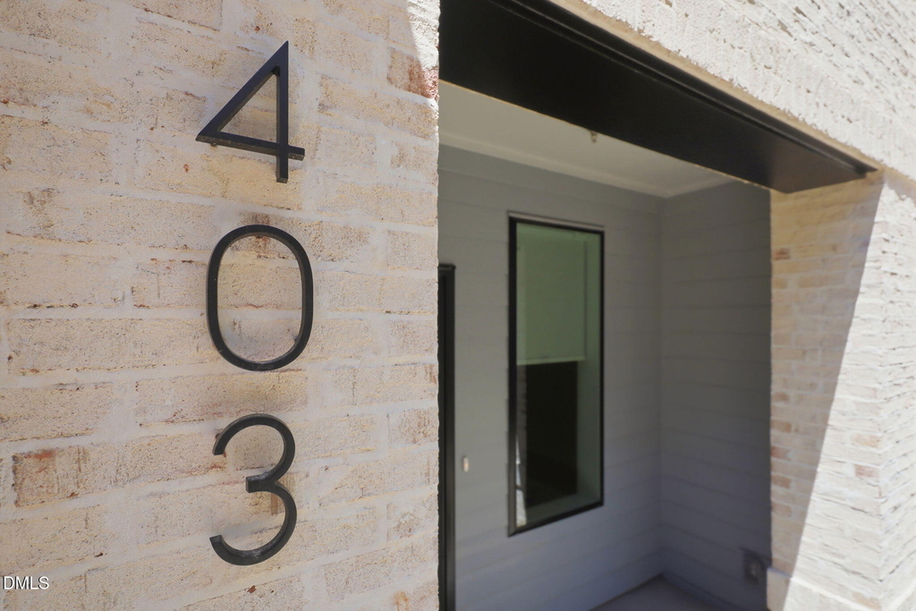 403 Chatham View Road - Photo 4