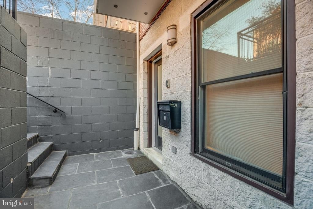 2106 10th Street Nw - Photo 1