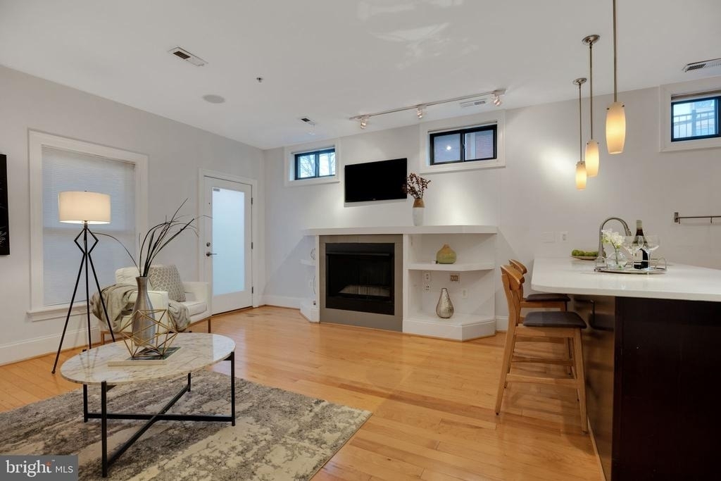 2106 10th Street Nw - Photo 4
