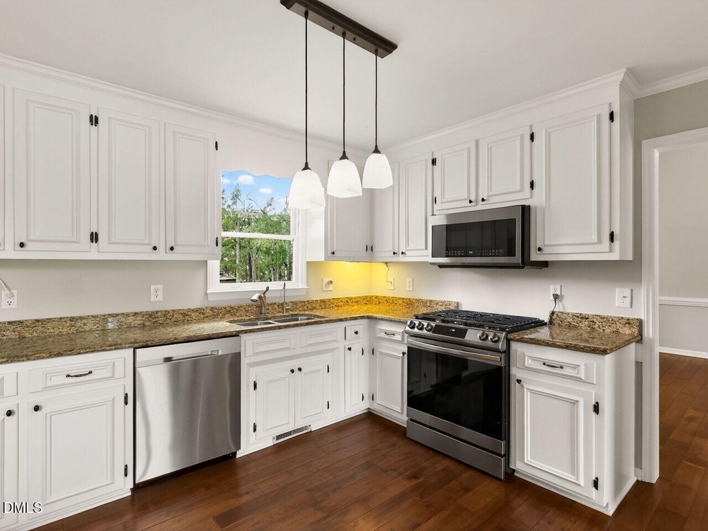 7209 Silver Maple Street - Photo 5