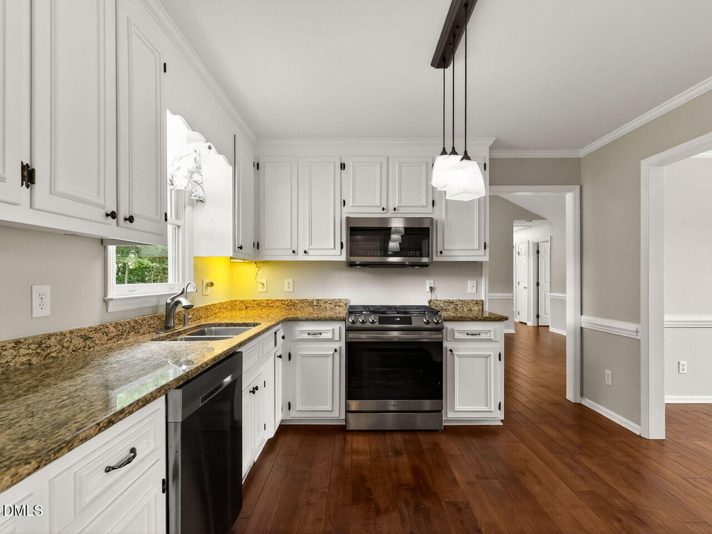 7209 Silver Maple Street - Photo 6