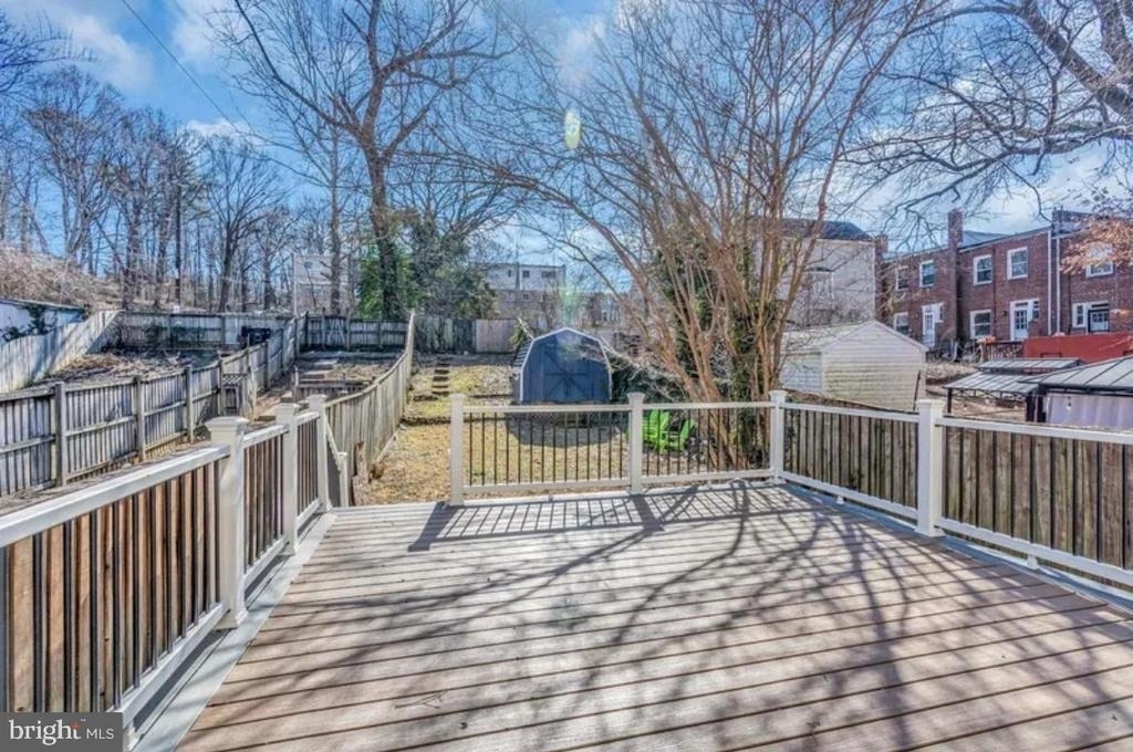 4011 Blaine Street Ne - Photo 4