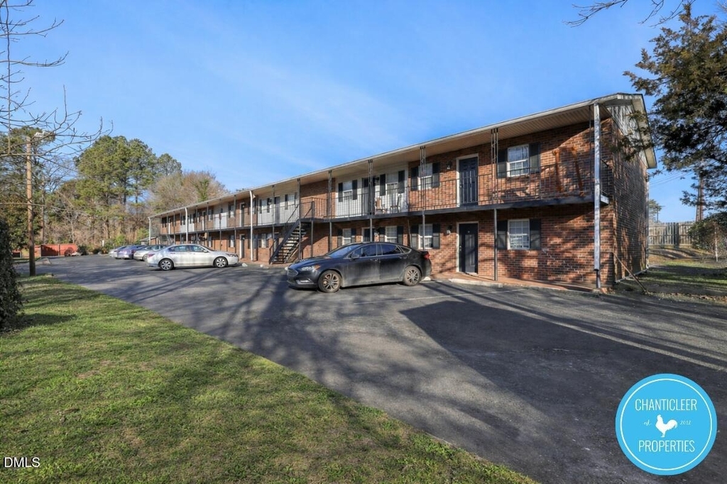 113 Florence Street - Photo 1