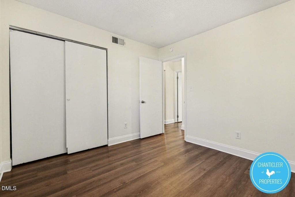 113 Florence Street - Photo 9
