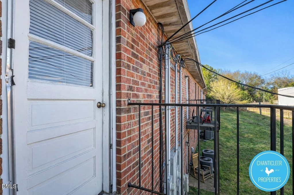 113 Florence Street - Photo 24