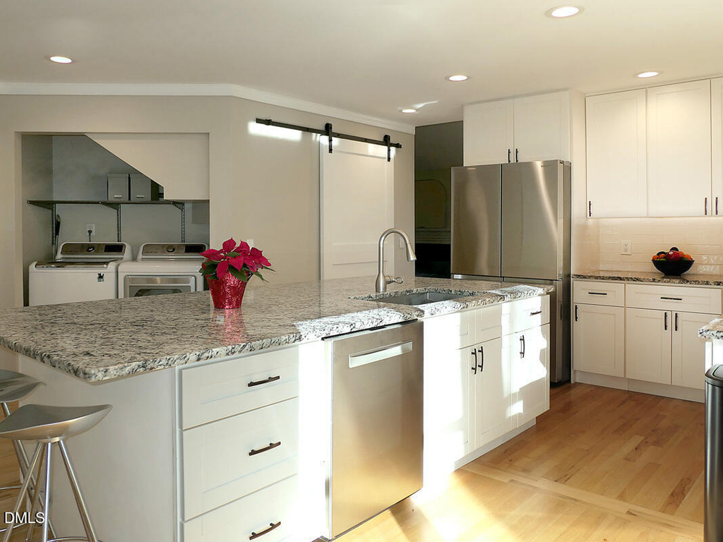 108 Channing Lane - Photo 9