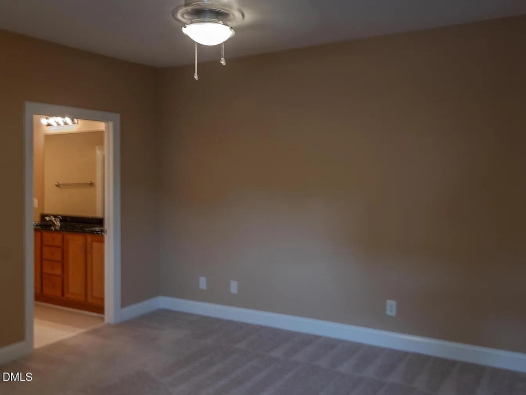 822 Providence Glen Drive - Photo 12