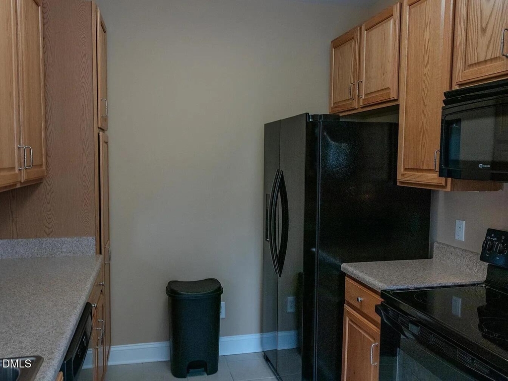 822 Providence Glen Drive - Photo 7