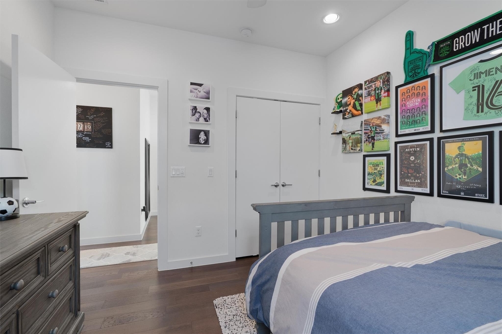 4020 Airport Blvd - Photo 36