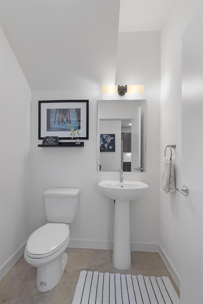 4020 Airport Blvd - Photo 10