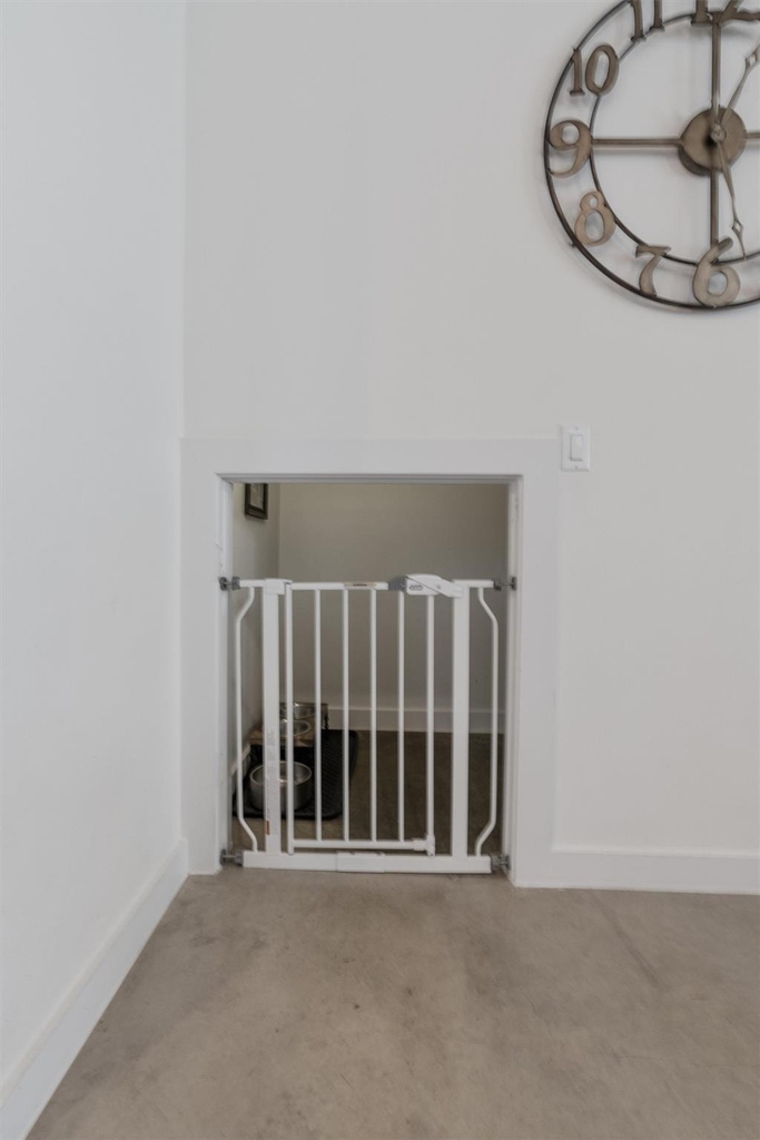 4020 Airport Blvd - Photo 11