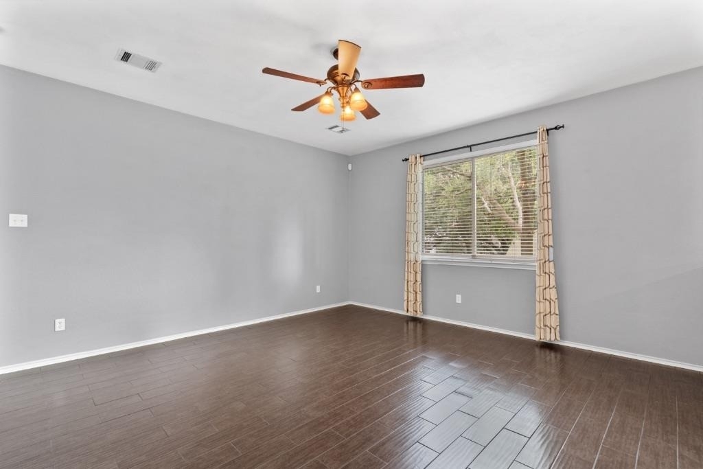 2704 Greenlee Dr - Photo 7