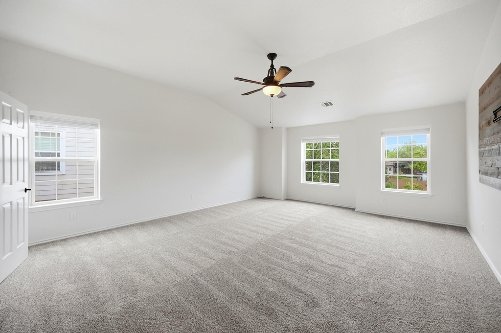 1136 Beechwood Dr - Photo 27