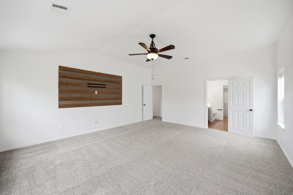 1136 Beechwood Dr - Photo 26