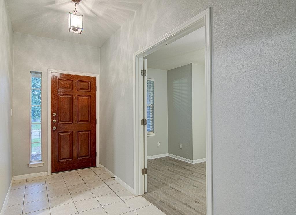 7705 Pebble Creek Dr - Photo 6