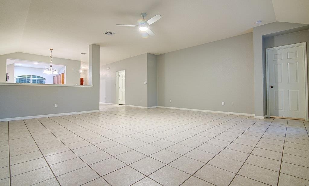 7705 Pebble Creek Dr - Photo 11