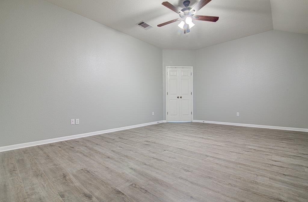 7705 Pebble Creek Dr - Photo 18