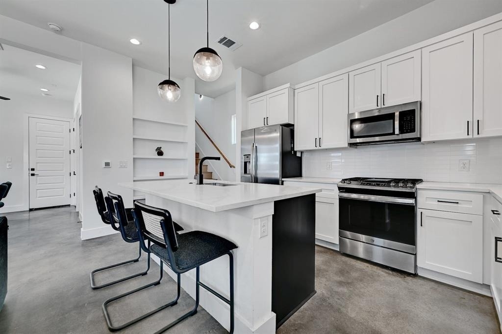 2812 E 4th St - Photo 12