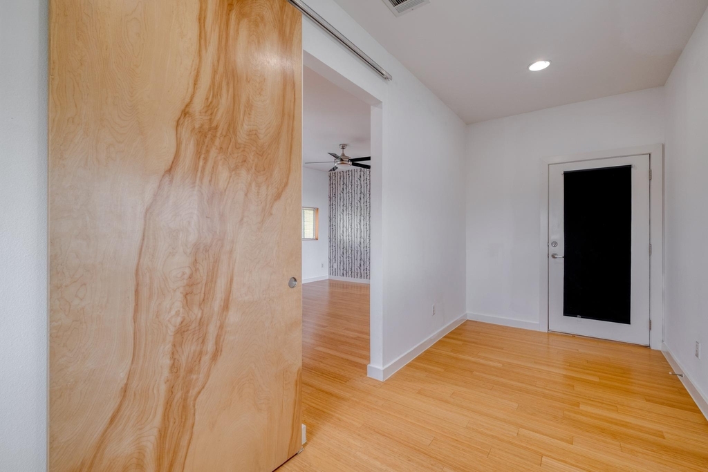 5517 Agatha Cir - Photo 20