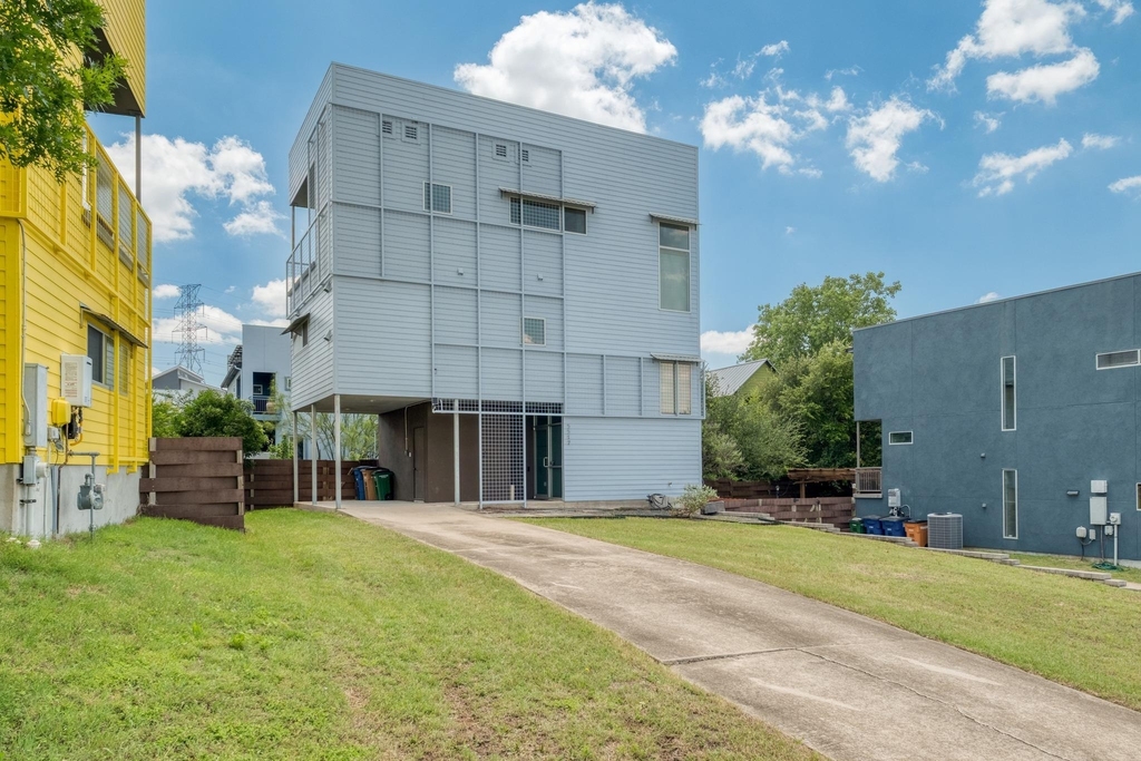 5517 Agatha Cir - Photo 2
