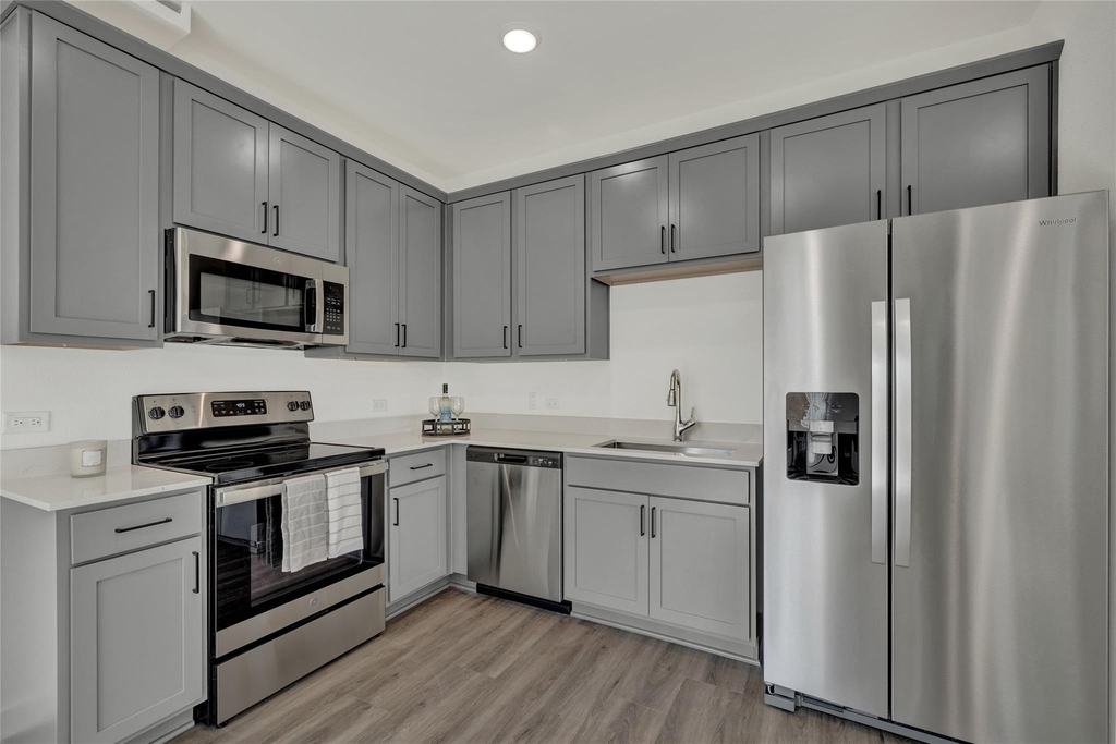 104 Creekside Trl - Photo 17