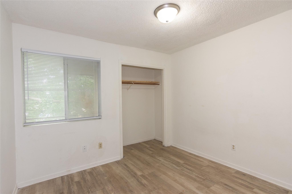 1607 Onion Creek Village Dr - Photo 12