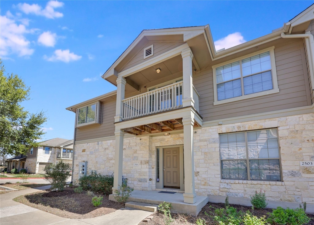 9201 Brodie Ln - Photo 1