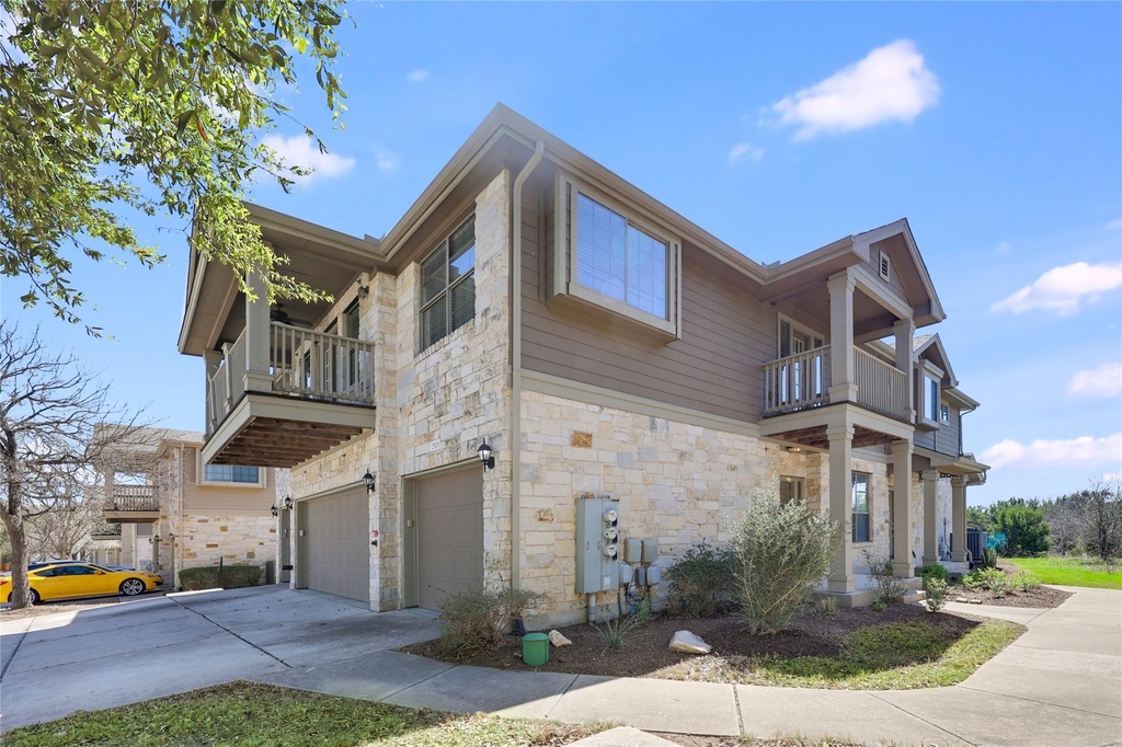 9201 Brodie Ln - Photo 2