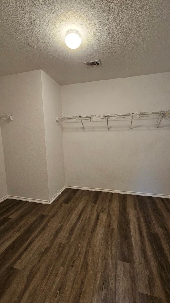14902 Snelling Dr - Photo 9