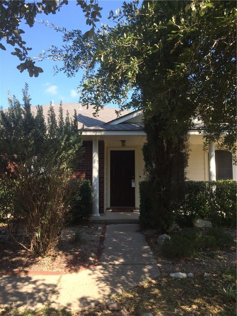14902 Snelling Dr - Photo 0