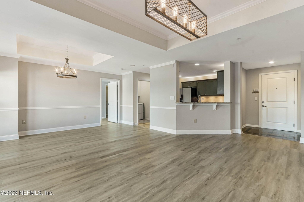 400 E Bay Street - Photo 55