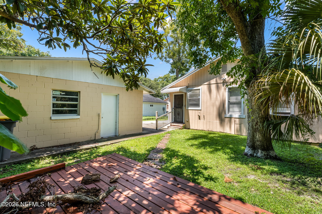 1018 W 23rd Street - Photo 18