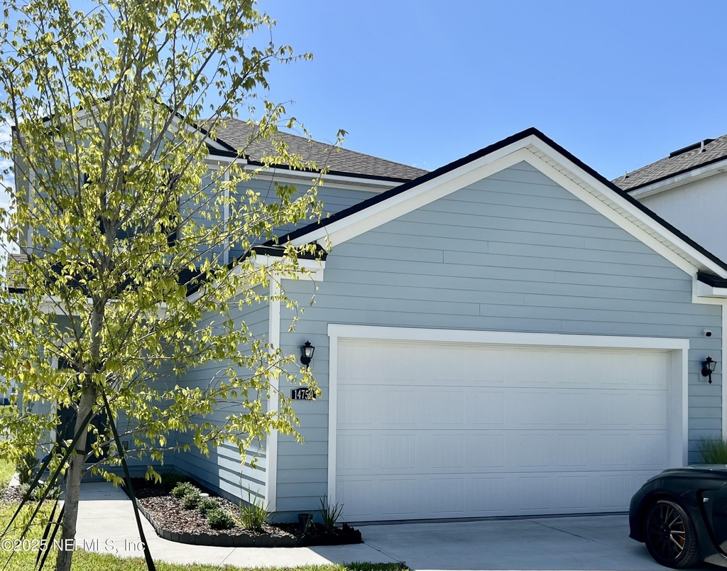 14750 Cashew Avenue - Photo 1
