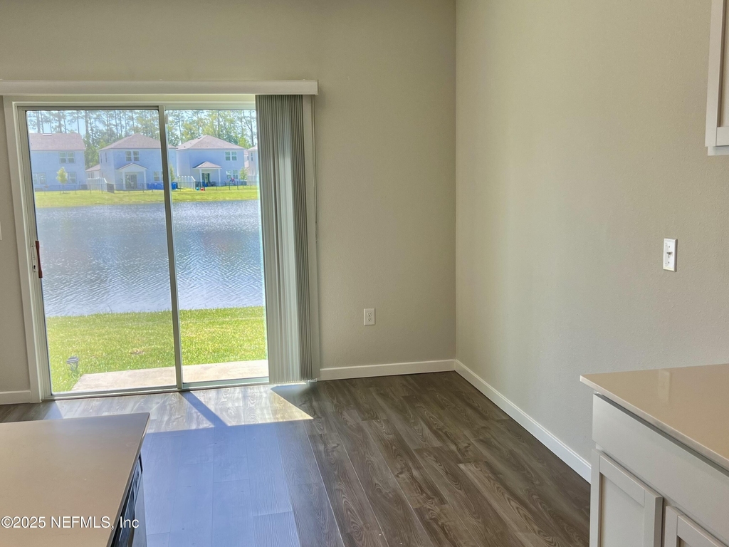 14750 Cashew Avenue - Photo 11