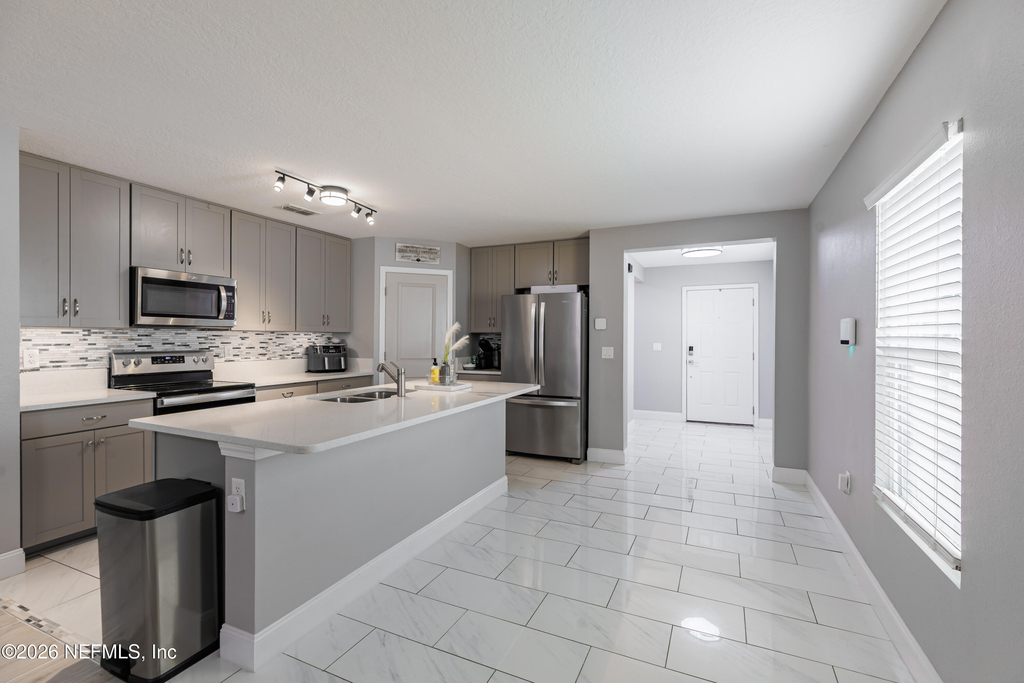 7705 Peace Lane - Photo 4
