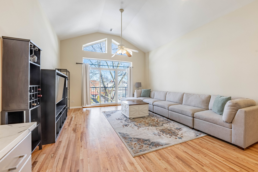 5933 W Huron Street - Photo 3