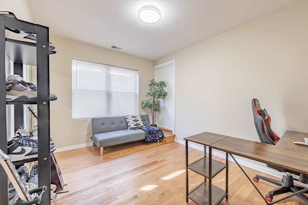 5933 W Huron Street - Photo 14