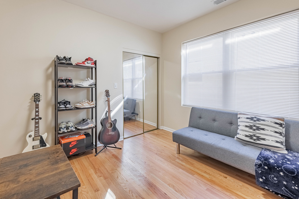 5933 W Huron Street - Photo 15